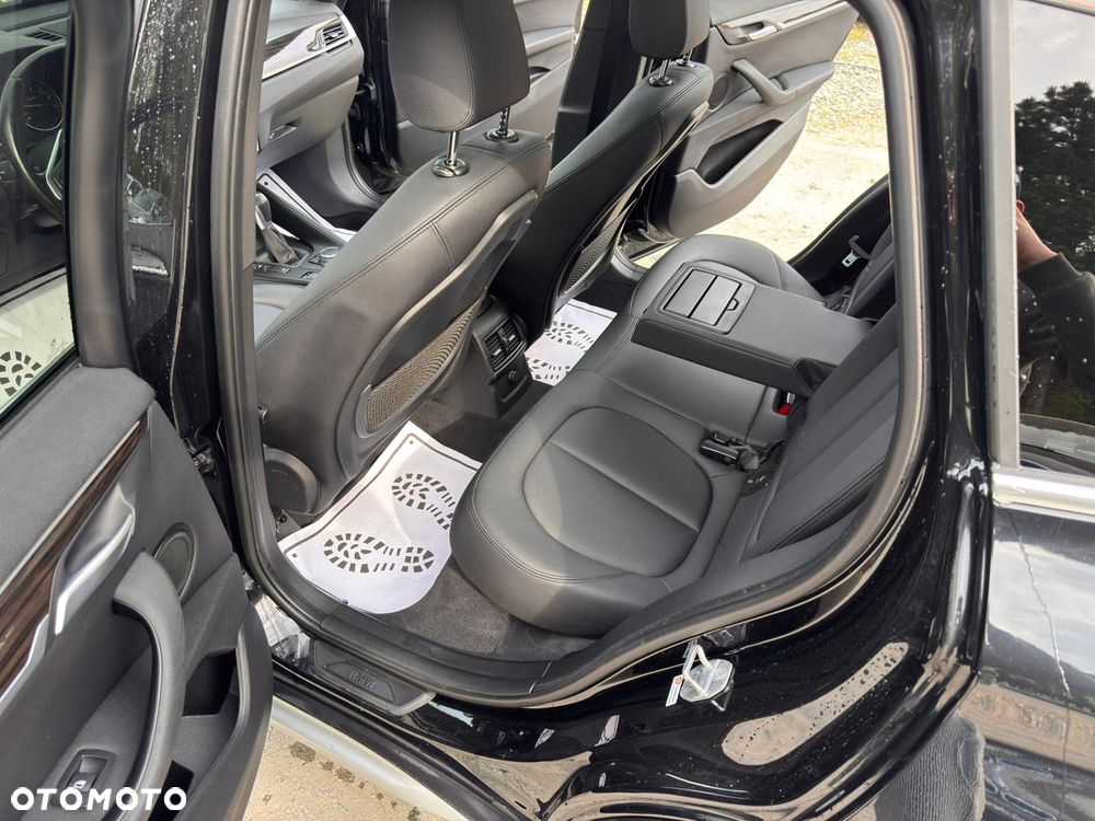 BMW X1 xDrive25i xLine - 19