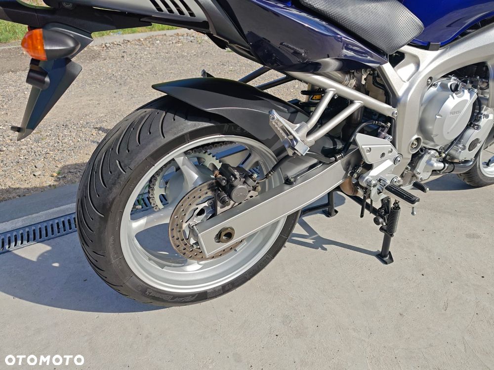 Yamaha FZ6 - 28