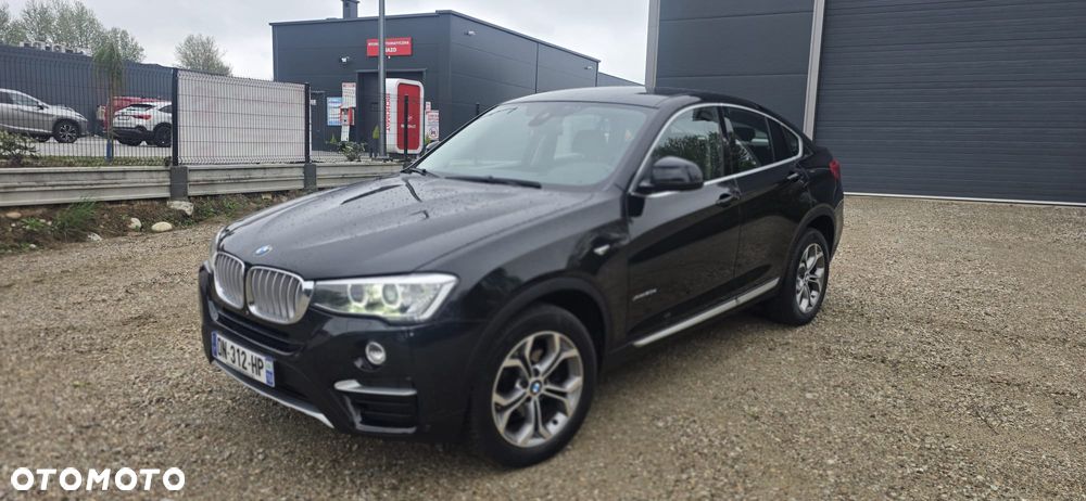 BMW X4 xDrive20d Advantage - 9
