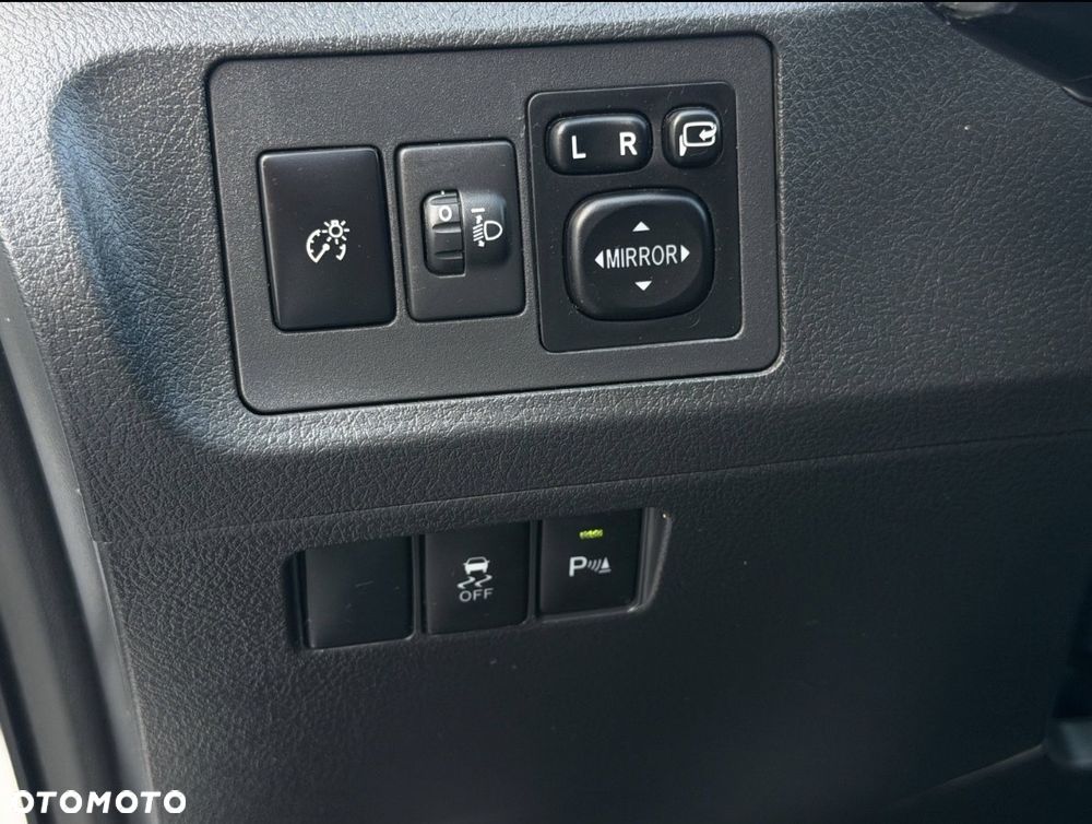 Toyota Verso 1.8 5-Sitzer Skyview Edition - 18