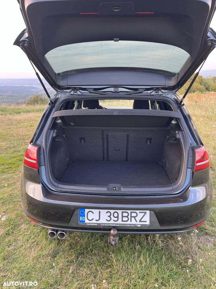 Volkswagen Golf 2.0 TDI DPF BMT DSG GTD - 29