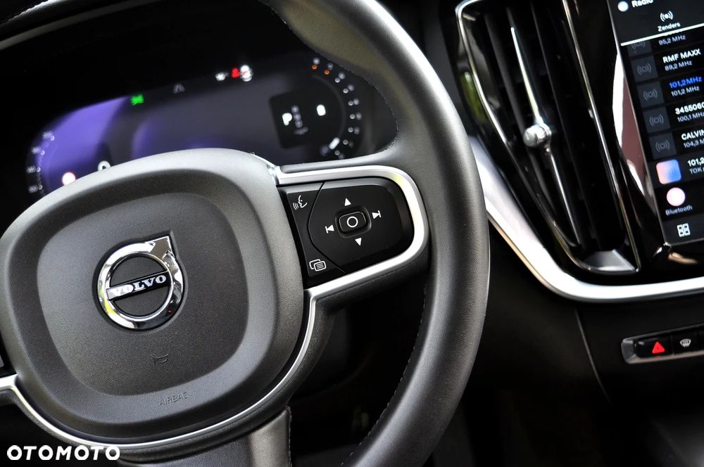 Volvo V60 B3 B Geartronic Momentum Pro - 27