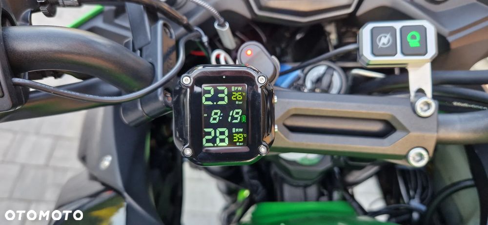 Kawasaki Versys 650 - 17