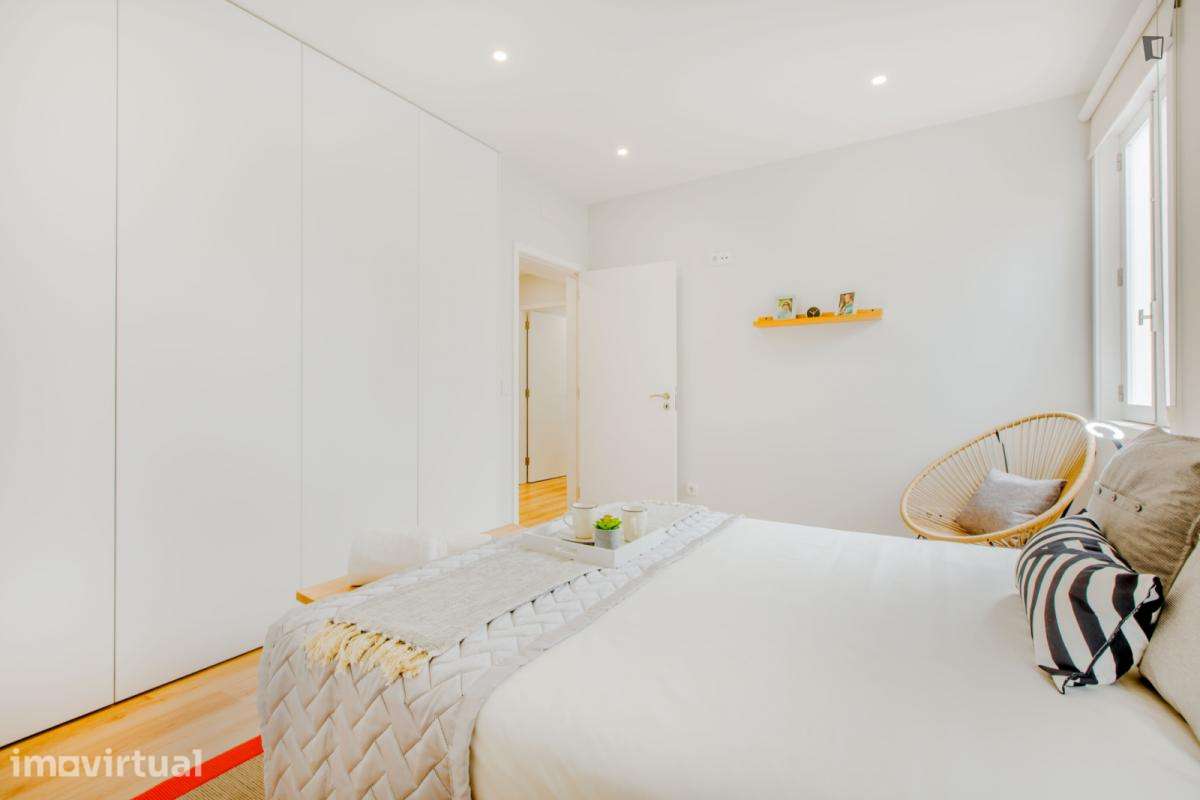 Casa com 3 quartos - localizado em Porto - Grande imagem: 2/48