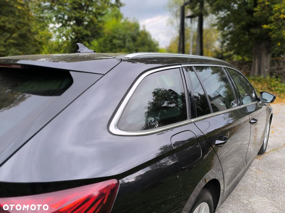 Skoda Octavia 1.5 TSI Scout First Edition - 18