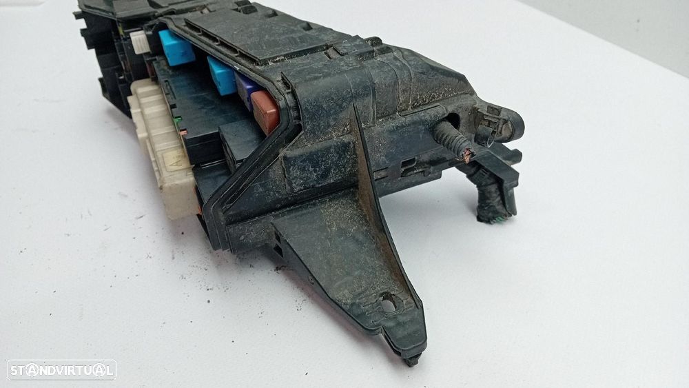 Caixa fusíveis / SAM / BSI TOYOTA iQ (_J1_) - 4