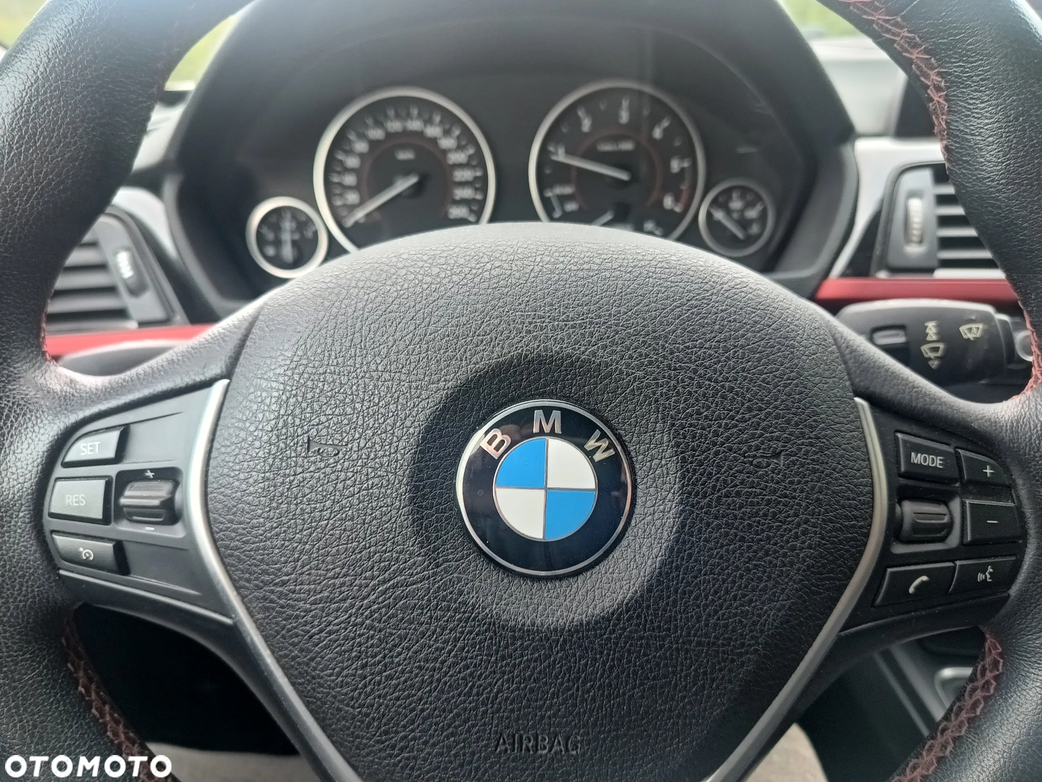BMW Seria 3 320d Sport Line - 11