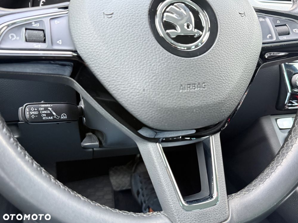 Skoda Superb 2.0 TSI 4x4 DSG Style - 27