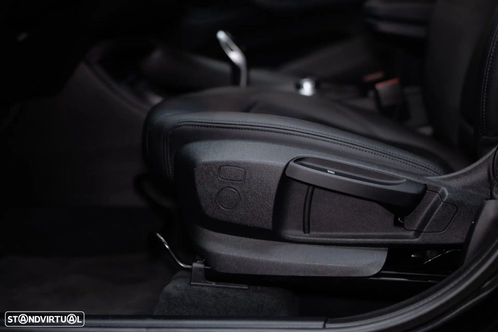 BMW X1 16 d sDrive Line Sport Auto - 20