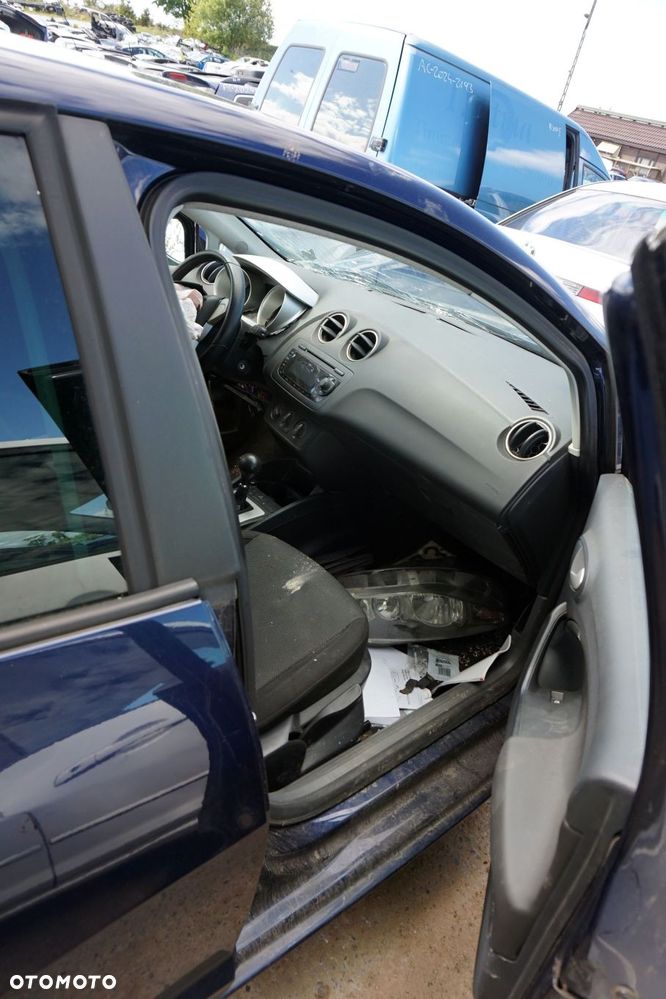 SEAT IBIZA IV 6J 5D HB 2009 LW5U 1.6 16V BTS 105KM LWX GRANATOWY na części - 14