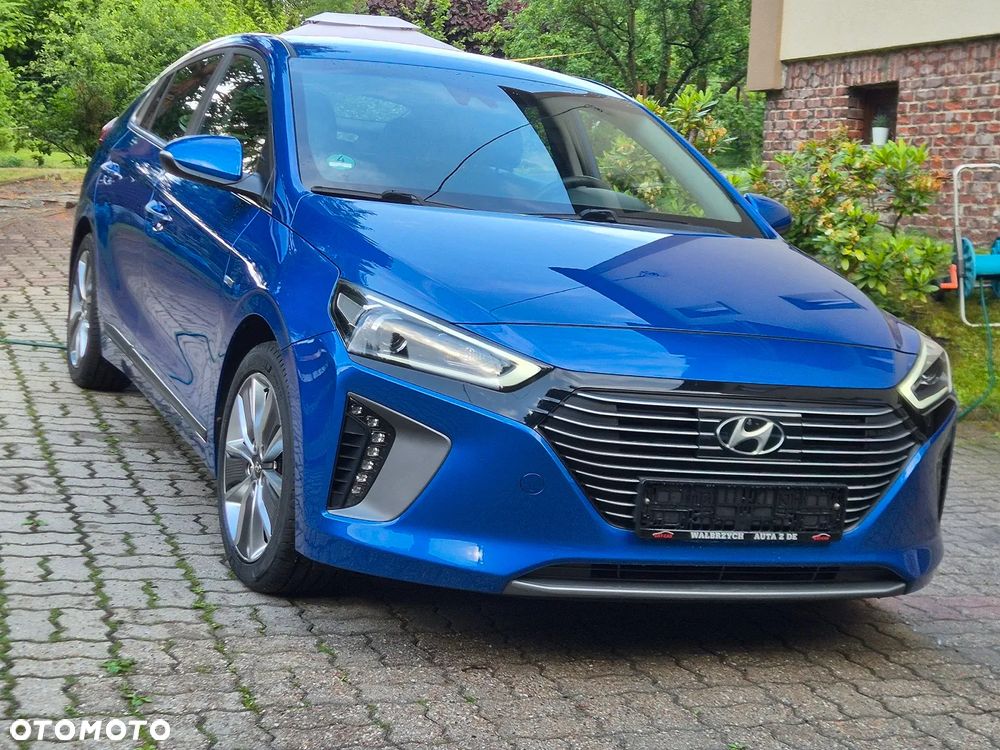 Hyundai IONIQ - 1