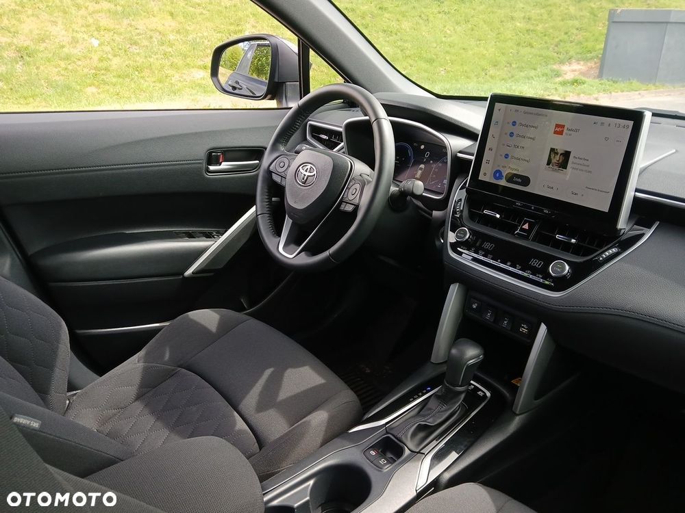 Toyota Corolla Cross - 20