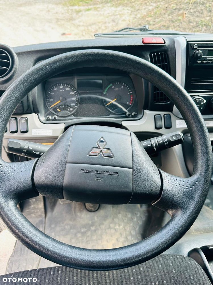 Mitsubishi Fuso - 15