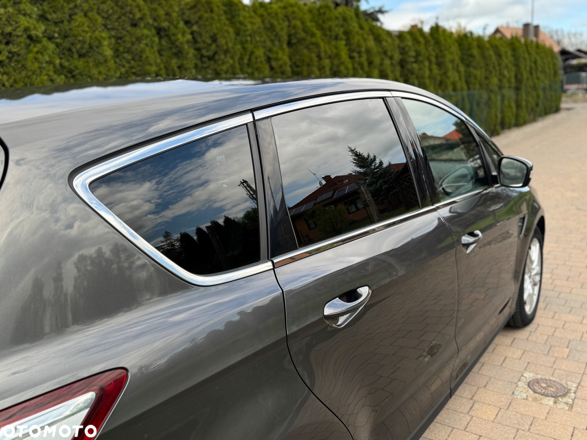 Ford S-Max - 33