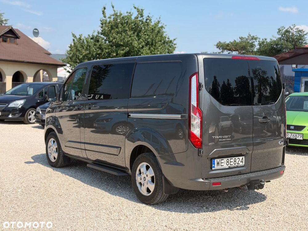 Ford TRANSIT CUSTOM - 12