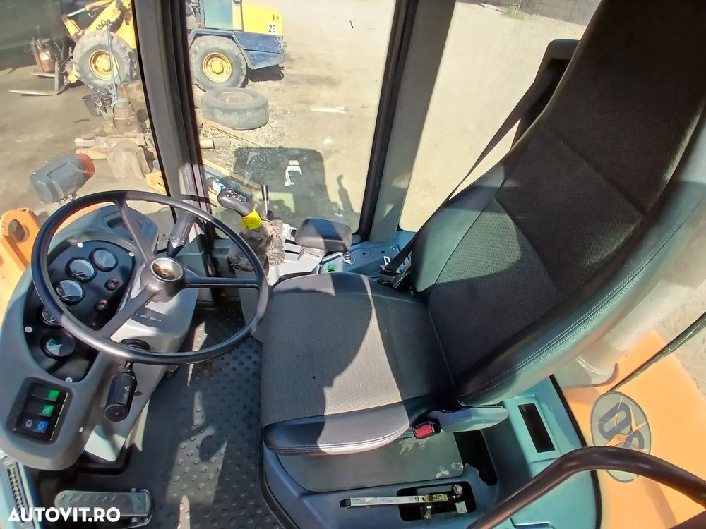 Volvo L35B-Z - 8