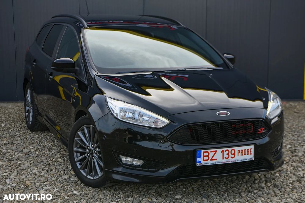 Ford Focus 1.5 TDCi DPF Start-Stopp-System Aut. ST-Line