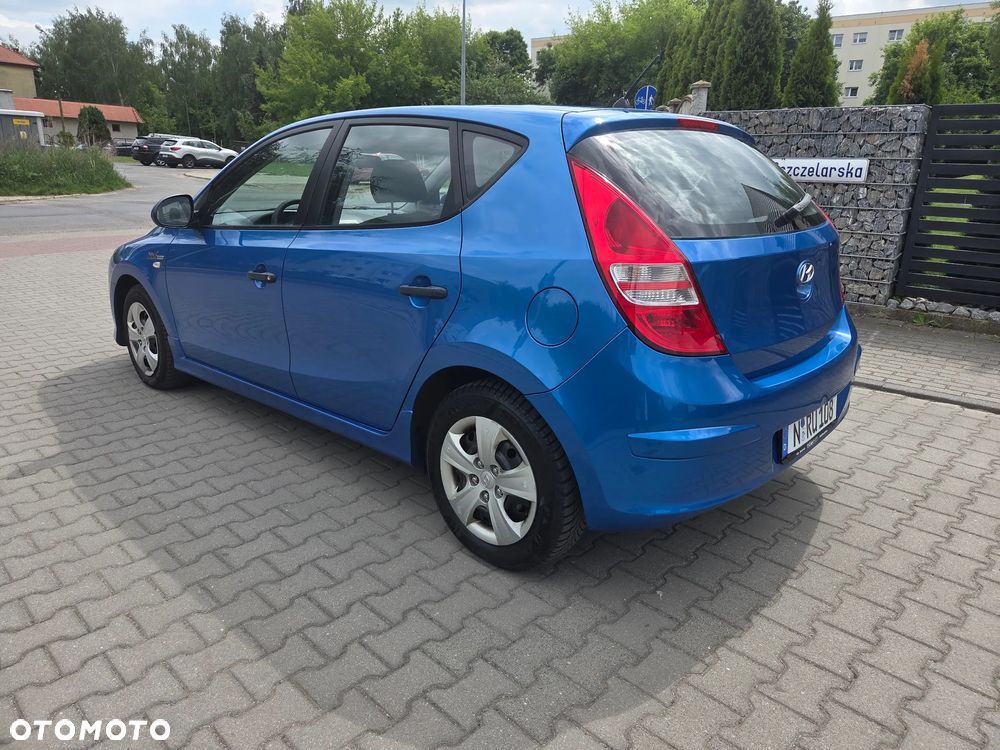 Hyundai i30 1.4 Blue Comfort - 4