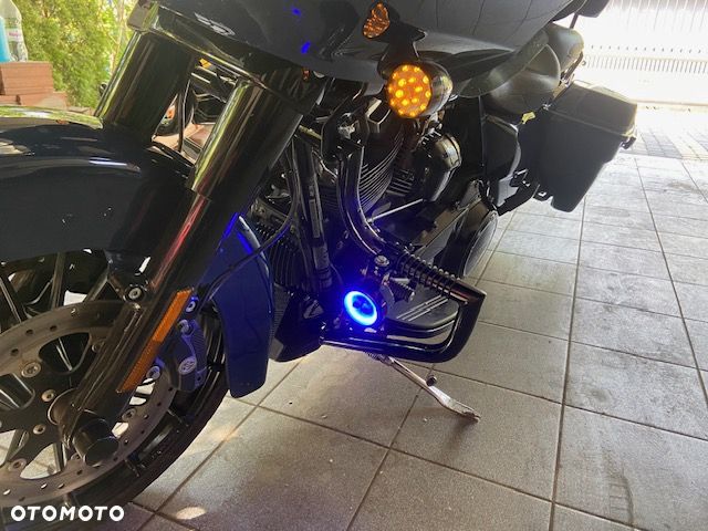 Harley-Davidson Touring Road Glide - 22