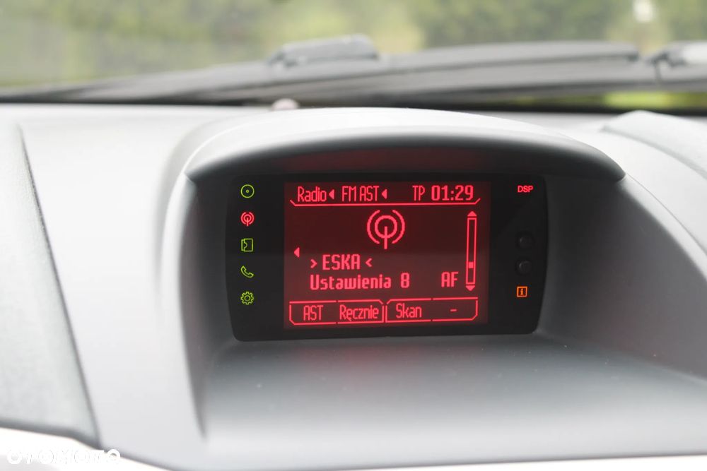 Ford Fiesta 1.25 Ambiente - 27