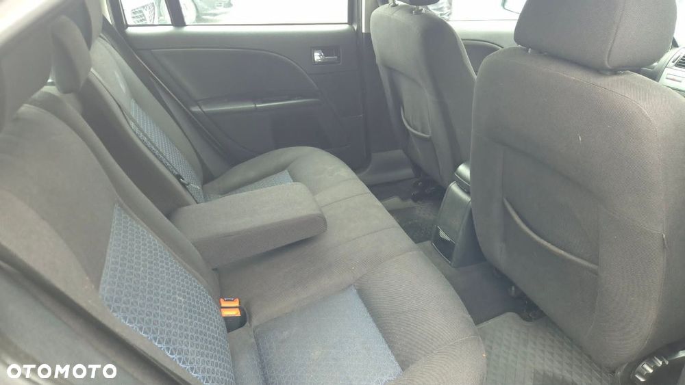 Ford Mondeo - 9