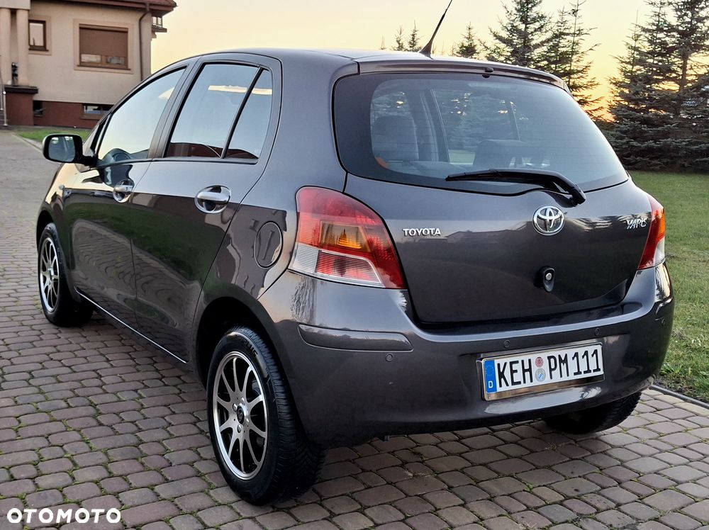 Toyota Yaris 1.33 VVT-i Cool+ - 7