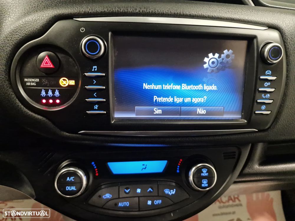 Toyota Yaris 1.0 VVT-i Comfort+P.Style - 43