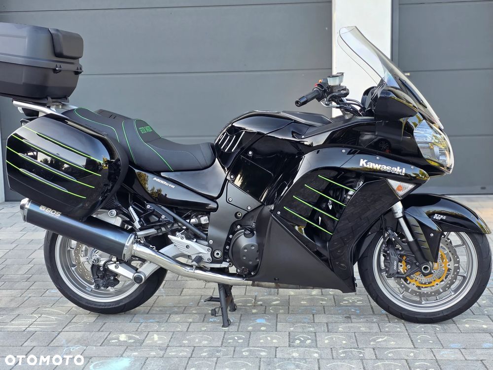 Kawasaki GTR - 2
