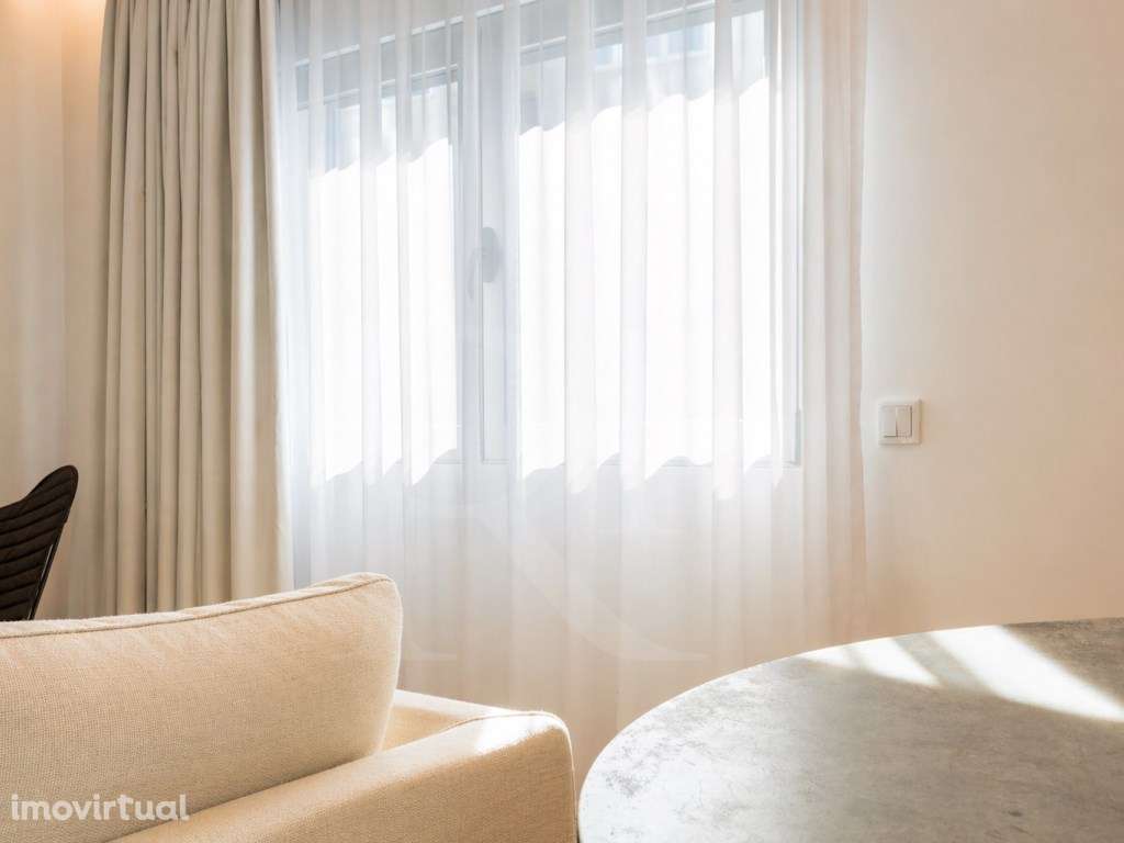 T2 em condomínio exclusivo no Estoril, com 2 lugares de estacioname... - Grande imagem: 3/27