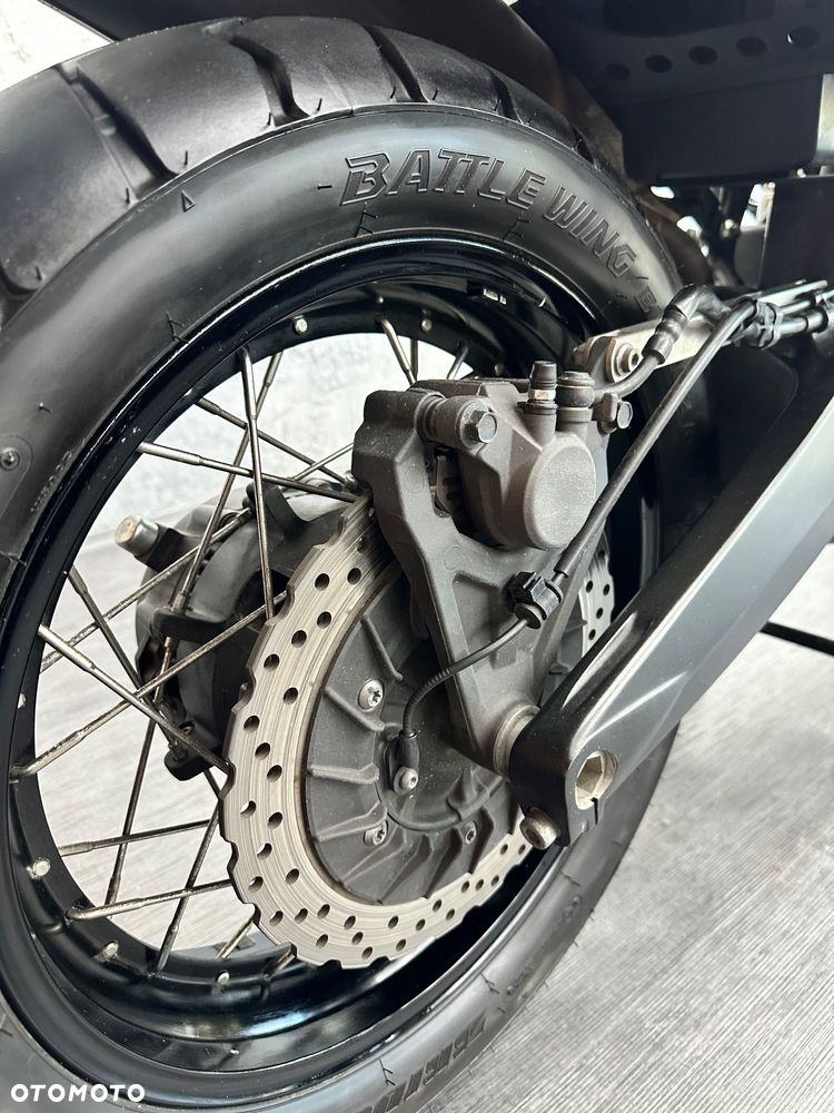 Yamaha Super Tenere - 14