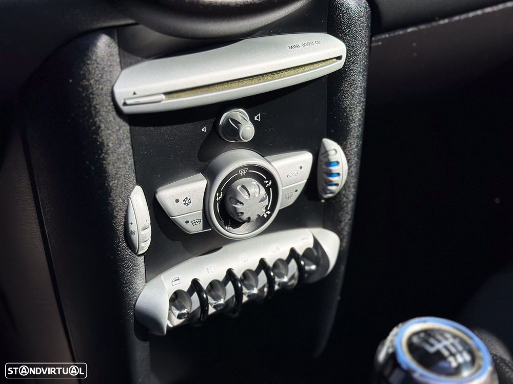 MINI 3 Portas Cooper D - 13