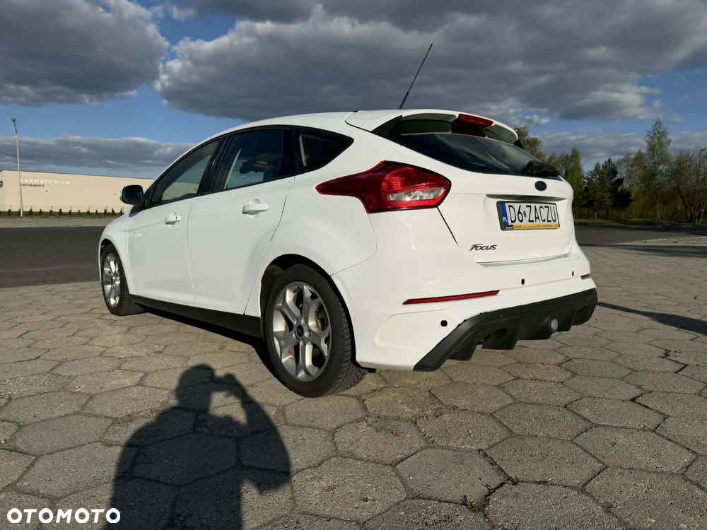 Ford Focus 1.5 TDCi Trend - 4