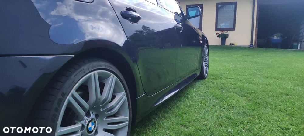 BMW Seria 5 525i - 12