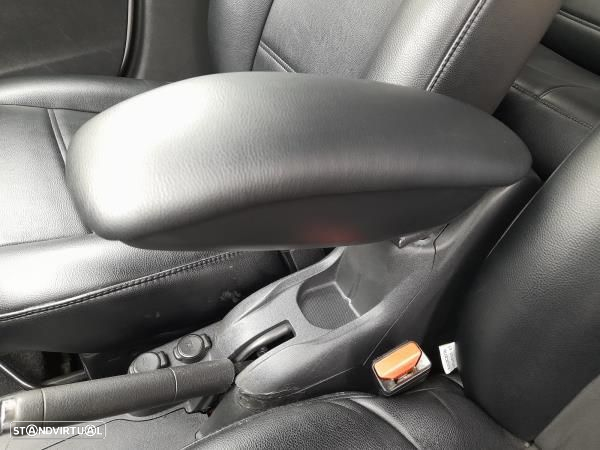 Para peças CITROËN C-Elysee - 12