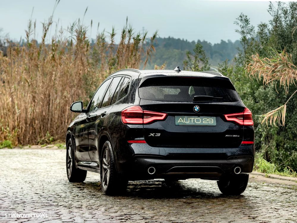 BMW X3 30 e xDrive Pack M 50 anos - 3