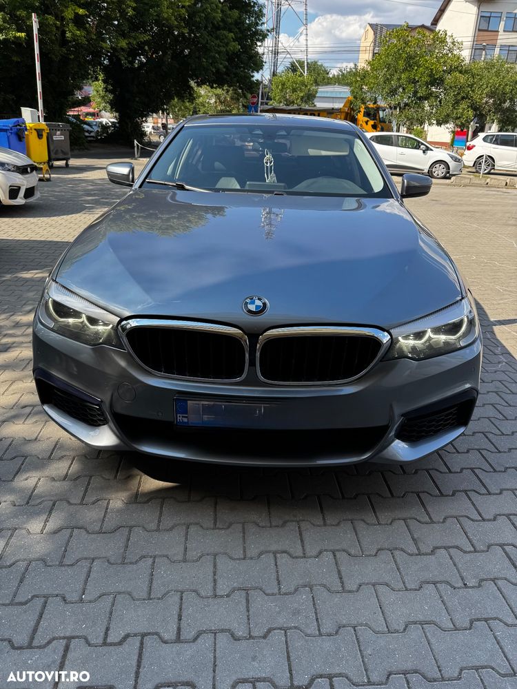 BMW Seria 5 520d xDrive Aut. - 1