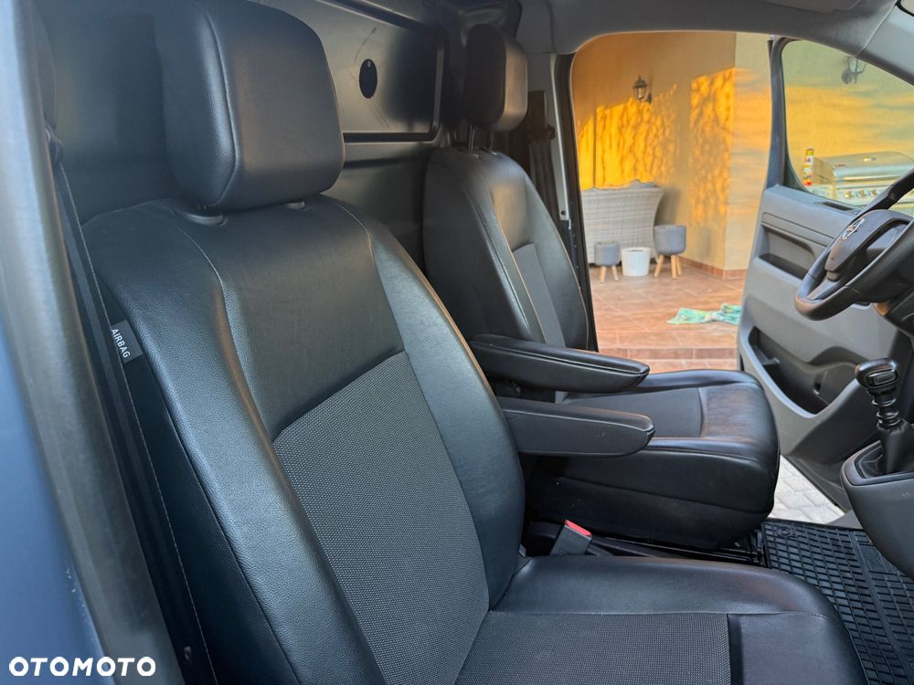 Opel VIVARO - 33