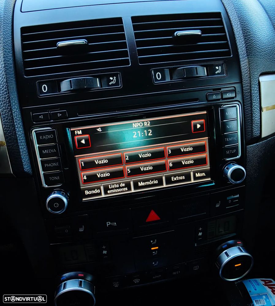 VW Touareg 3.0 TDI V6 - 3