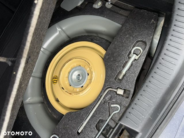 Mazda 3 1.6 Active - 11