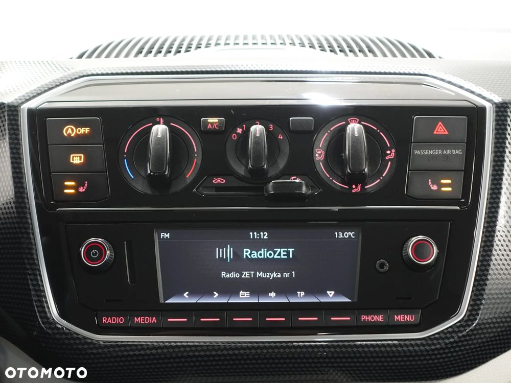 Volkswagen up! - 32