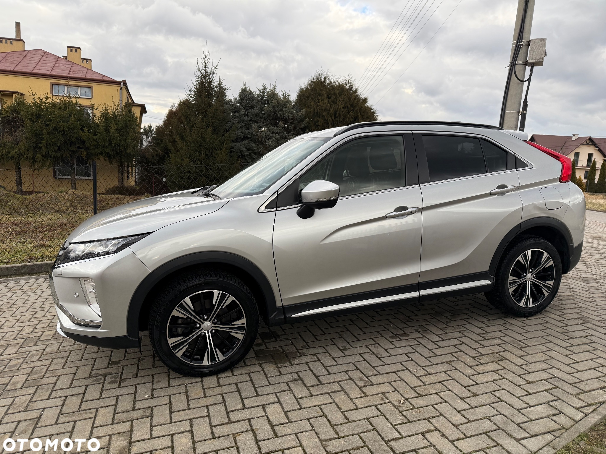 Mitsubishi Eclipse Cross - 7