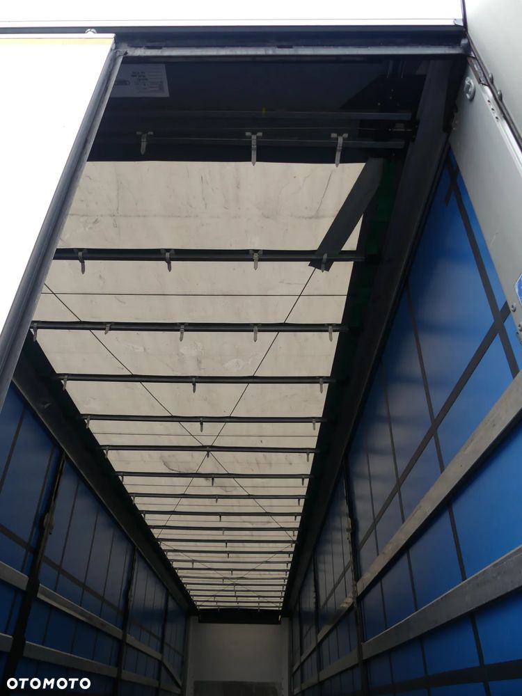 Wielton MEGA / FIRANKA / OŚ PODNOSZONA / DACH PODNOSZONY / - 26