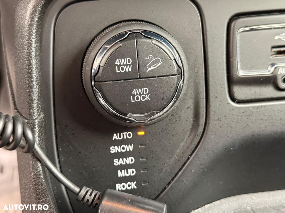Jeep Renegade 2.0 M-Jet 4x4 AT 75th Anniversary - 16