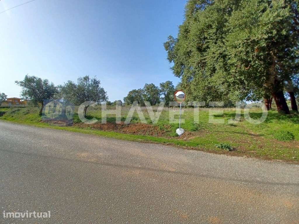 Terreno com 6.280m2 perto de bons acessos. - Grande imagem: 3/15