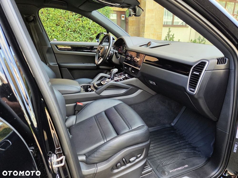 Porsche Cayenne E-Hybrid - 35