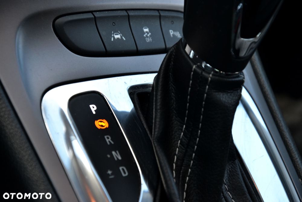 Opel Astra 1.6 D (CDTI) Automatik Sports Tourer Edition - 16