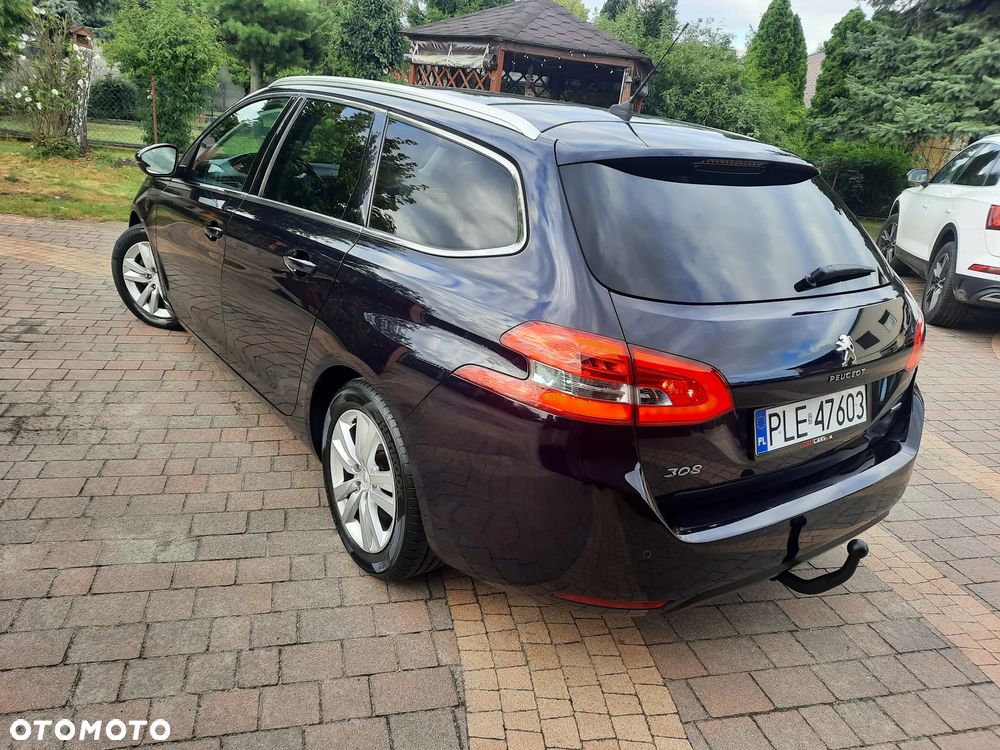 Peugeot 308 - 4