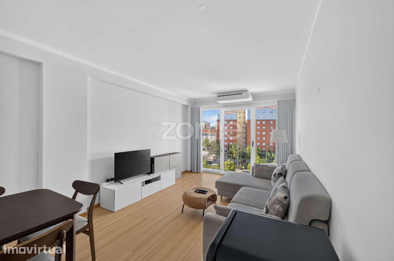 Apartamento T2 mobilado para arrendamento no Lumiar – Alta de Lisboa - Grande imagem: 4/33