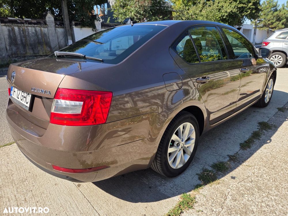 Skoda Octavia - 5
