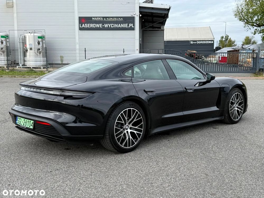 Porsche Taycan 2021 photo 4